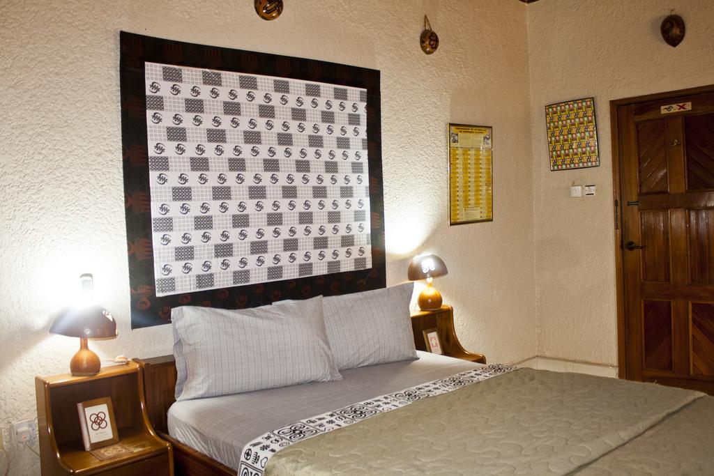 Four Villages Inn Kumasi Zimmer foto